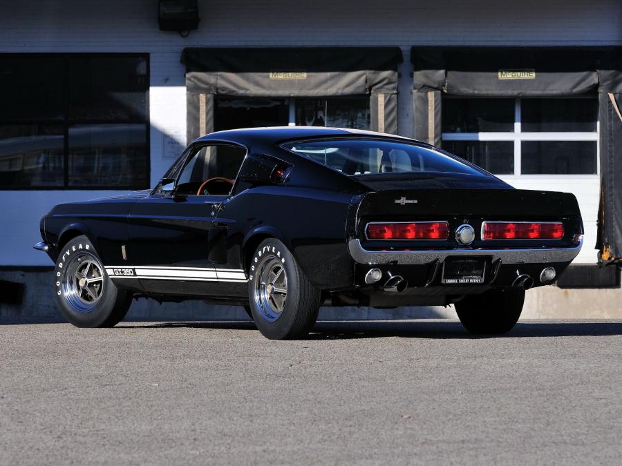  Shelby GT350 1967 года  (фото 1 из 32)
